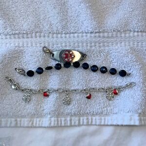 Vintage Avon 2003 Medic Aware Bracelet - Diabetic